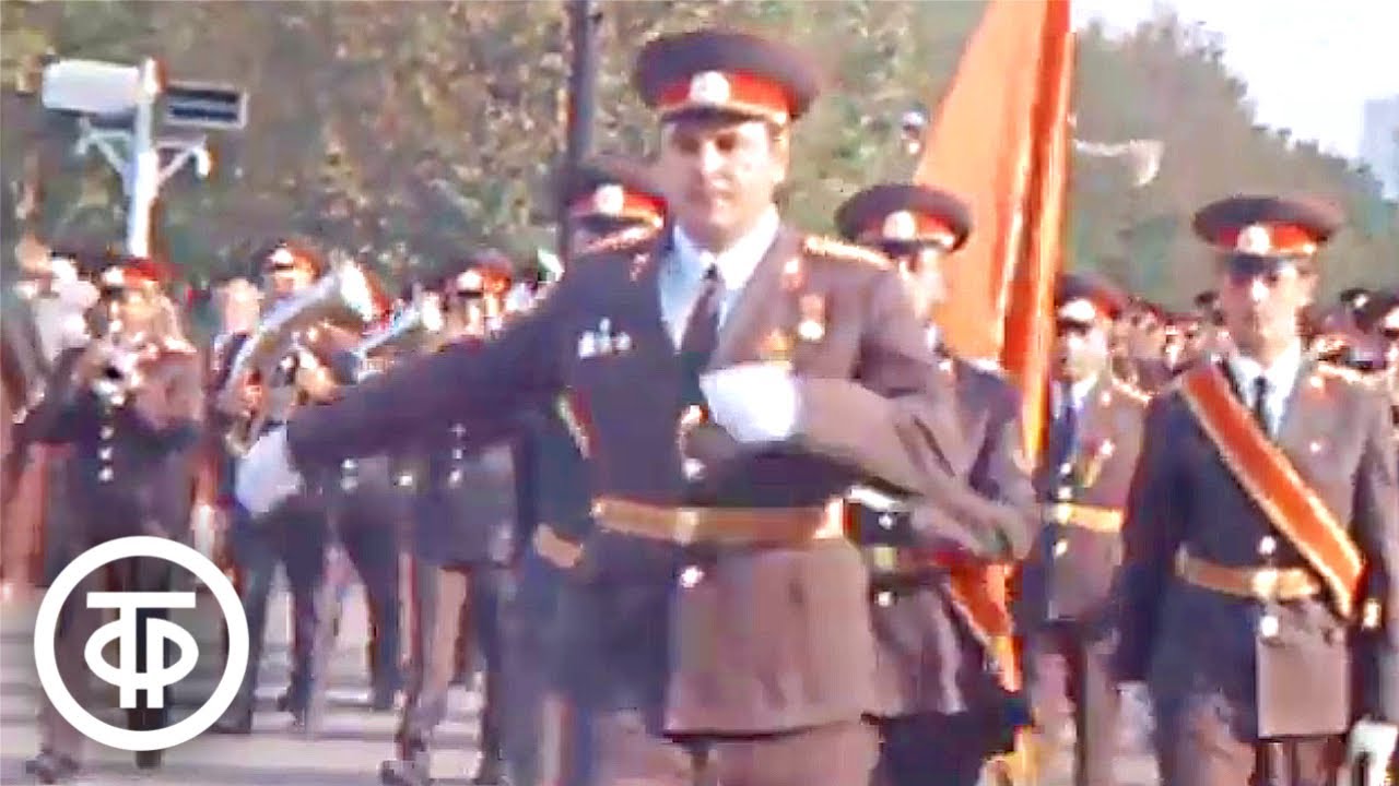 Сокольники 1977. Присяга милиционера СССР.